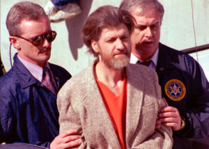 O Unabomber detido pela polícia.